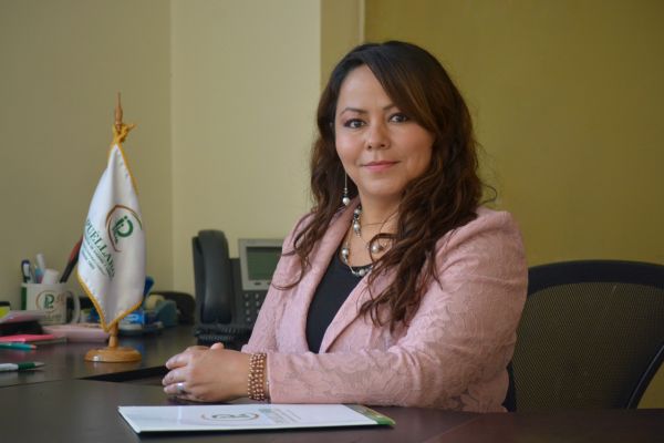 Sra. Ximena Puente - Vocal Principal
